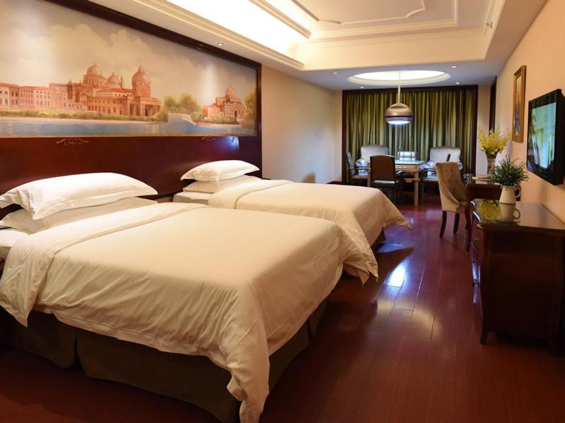 Vienna Hotel Loudi Chunyuan Pedestrian Street Luaran gambar