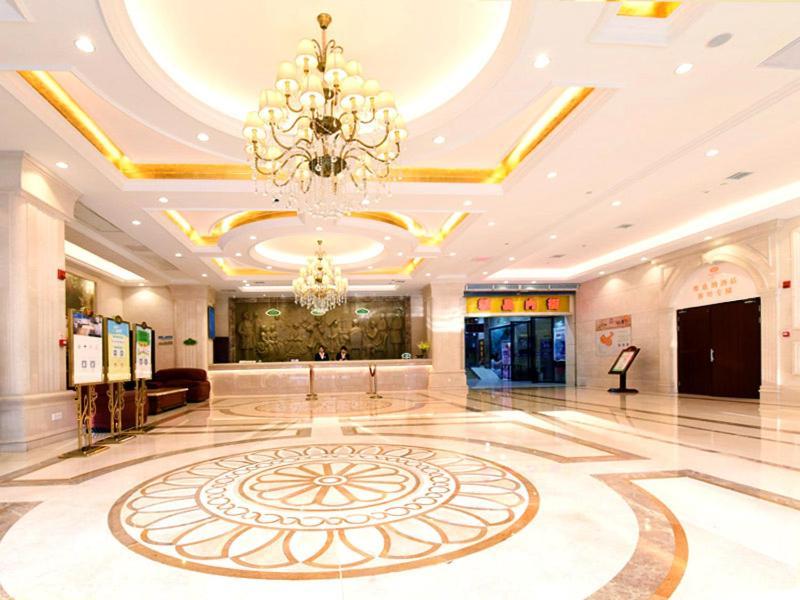 Vienna Hotel Loudi Chunyuan Pedestrian Street Luaran gambar