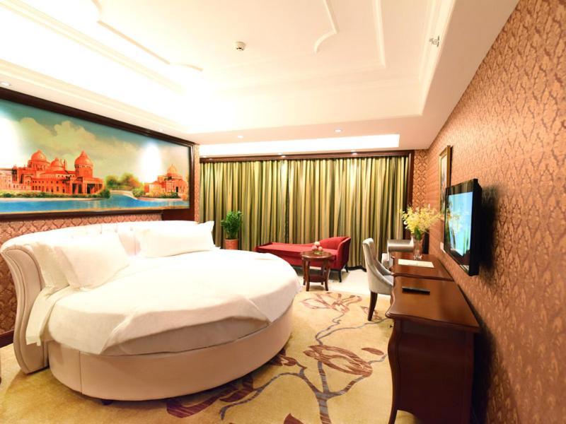 Vienna Hotel Loudi Chunyuan Pedestrian Street Luaran gambar